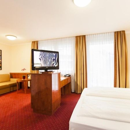 Hotel Am Berliner Platz Langenfeld  Chambre photo